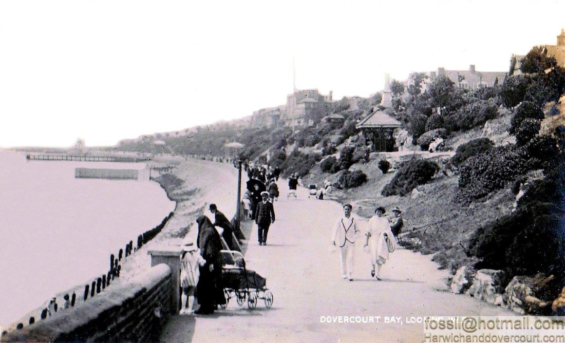 Harwich Pack of 8 - Highest Quality Postcard Dovercourt bay